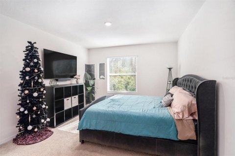 Townhouse in Brandon, Florida 3 bedrooms, 165.83 sq.m. № 1520853 - photo 12