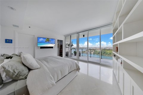 Condominio en venta en Miami, Florida, 2 dormitorios, 159.79 m2 № 1756937 - foto 8