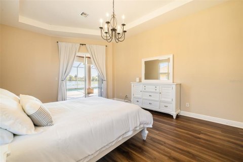 Villa ou maison à vendre à Cape Coral, Floride: 3 chambres, 216.46 m2 № 1581972 - photo 21