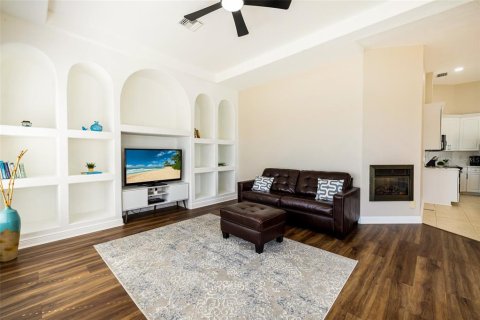 Villa ou maison à vendre à Cape Coral, Floride: 3 chambres, 216.46 m2 № 1581972 - photo 6