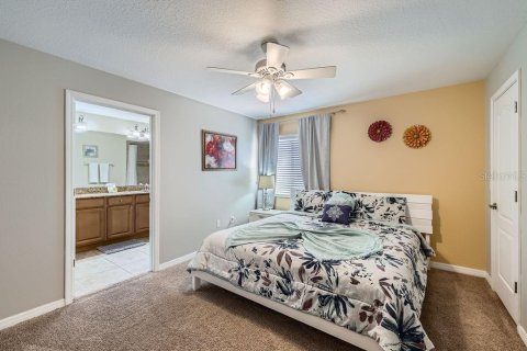 Casa en venta en Kissimmee, Florida, 5 dormitorios, 188.03 m2 № 1737286 - foto 13