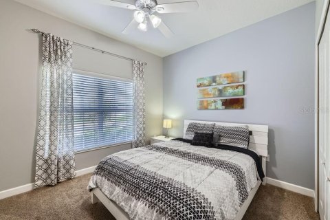 Casa en venta en Kissimmee, Florida, 5 dormitorios, 188.03 m2 № 1737286 - foto 19
