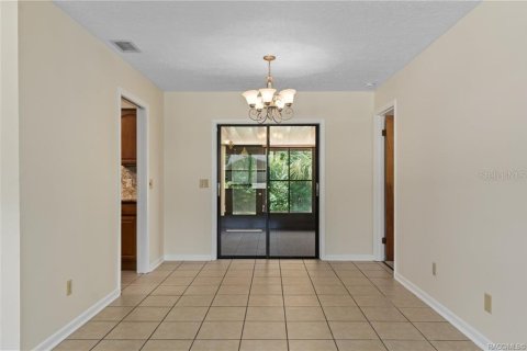 House in Inverness, Florida 3 bedrooms, 136.85 sq.m. № 1793105 - photo 14