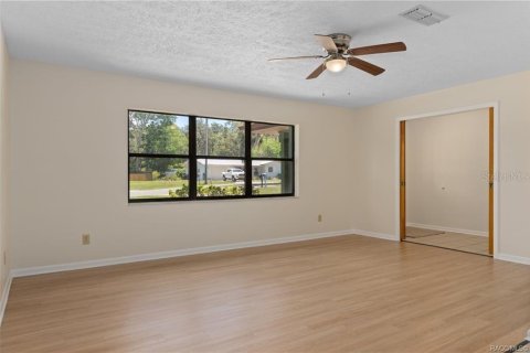 House in Inverness, Florida 3 bedrooms, 136.85 sq.m. № 1793105 - photo 12