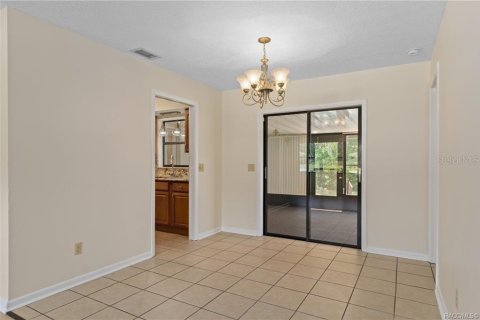 House in Inverness, Florida 3 bedrooms, 136.85 sq.m. № 1793105 - photo 15