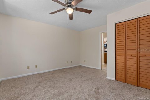 House in Inverness, Florida 3 bedrooms, 136.85 sq.m. № 1793105 - photo 2