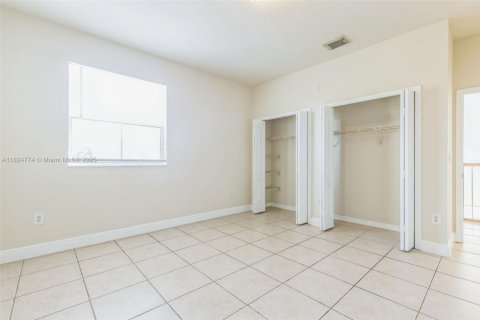 Villa ou maison à vendre à Miami, Floride: 5 chambres, 348.2 m2 № 1790698 - photo 30