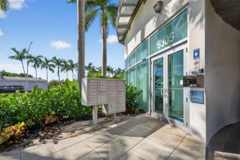 Copropriété à vendre à Miami Beach, Floride: 2 chambres, 110 m2 № 2012319 - photo 10