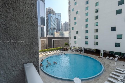 Condominio en alquiler en Miami, Florida, 2 dormitorios, 111.2 m2 № 2075424 - foto 22