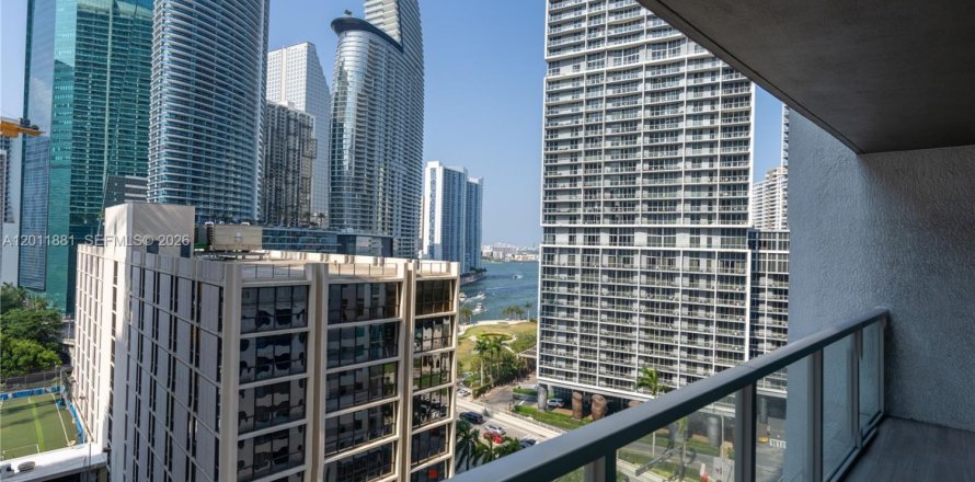 Condominio en Miami, Florida, 2 dormitorios № 2075424