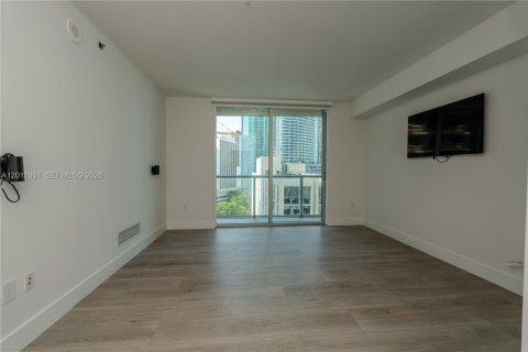 Condominio en alquiler en Miami, Florida, 2 dormitorios, 111.2 m2 № 2075424 - foto 3