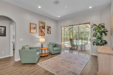 House in Tampa, Florida 4 bedrooms, 242.75 sq.m. № 1874021 - photo 9