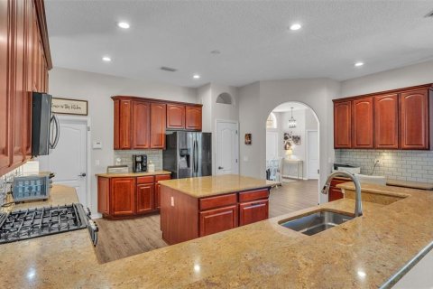 House in Tampa, Florida 4 bedrooms, 242.75 sq.m. № 1874021 - photo 22