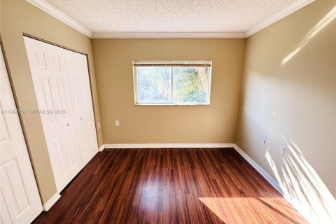 Condo in West Palm Beach, Florida, 1 bedroom  № 2001377 - photo 12