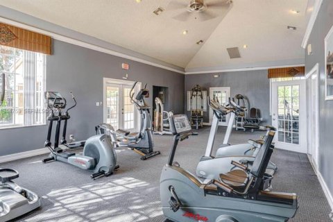 Condo in West Palm Beach, Florida, 1 bedroom  № 2001377 - photo 19