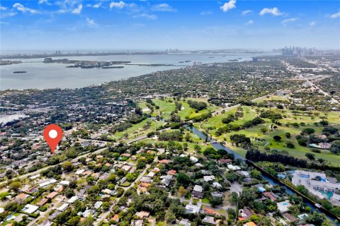 Casa en venta en Miami, Florida, 3 dormitorios, 97.27 m2 № 1731803 - foto 4