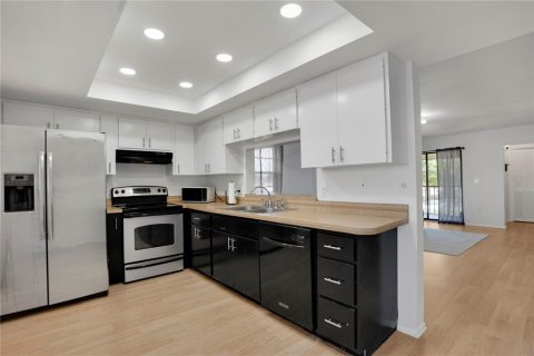 Condo in Bradenton, Florida, 2 bedrooms  № 1679723 - photo 14