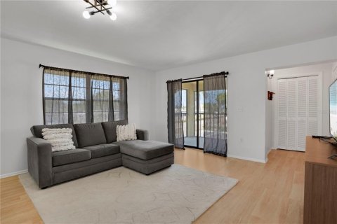 Condo in Bradenton, Florida, 2 bedrooms  № 1679723 - photo 19