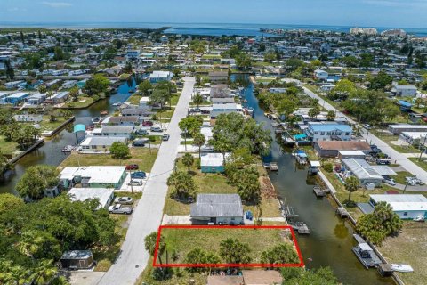 Land in Hudson, Florida № 2212875