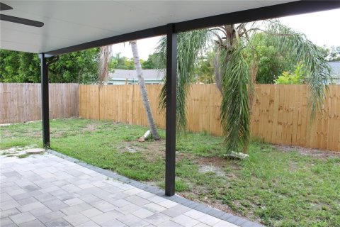 Villa ou maison à vendre à Saint Petersburg, Floride: 4 chambres, 118.08 m2 № 2117783 - photo 22