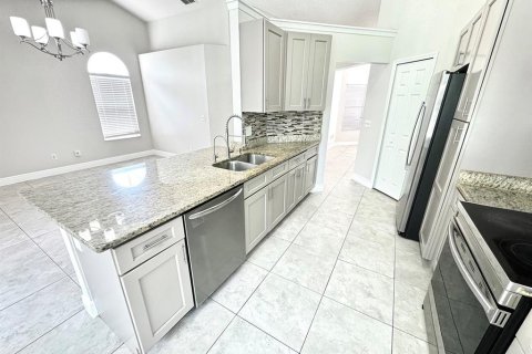 Villa ou maison à vendre à Ocoee, Floride: 3 chambres, 158.68 m2 № 1916216 - photo 10