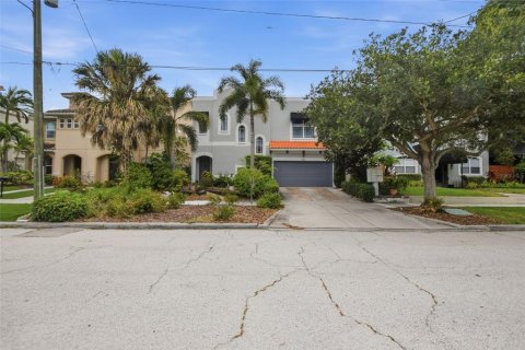 Touwnhouse à Tampa, Floride 3 chambres, 173.54 m2 № 2209995