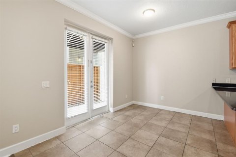 Townhouse in Tampa, Florida 3 bedrooms, 173.54 sq.m. № 2209995 - photo 22