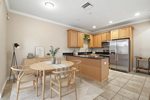 Townhouse in Tampa, Florida 3 bedrooms, 173.54 sq.m. № 2209995 - photo 3