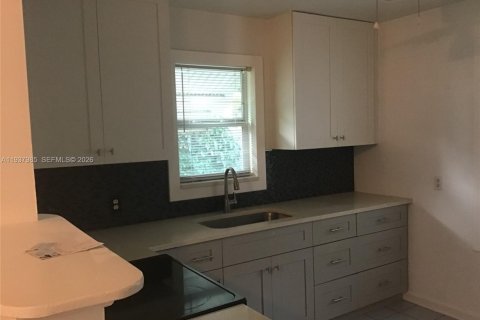 Casa en alquiler en West Palm Beach, Florida, 1 dormitorio, 44.78 m2 № 2002667 - foto 22