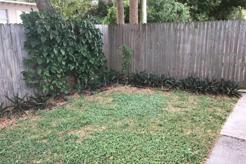 Casa en alquiler en West Palm Beach, Florida, 1 dormitorio, 44.78 m2 № 2002667 - foto 11