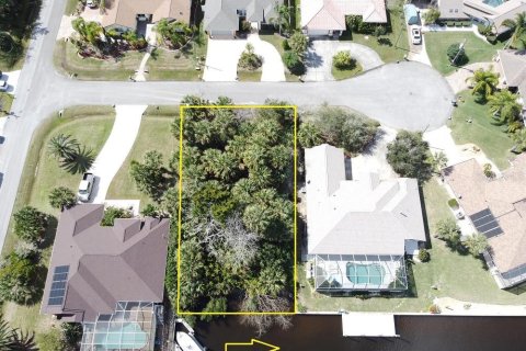 Terreno en venta en Palm Coast, Florida № 1554029 - foto 1
