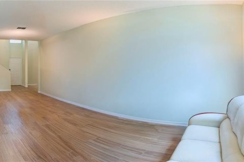 Adosado en venta en Clearwater, Florida, 3 dormitorios, 173.26 m2 № 2124290 - foto 5
