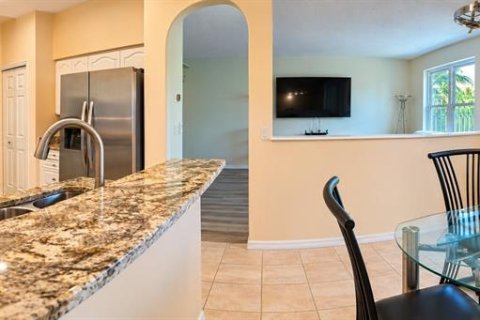 Adosado en venta en Clearwater, Florida, 3 dormitorios, 173.26 m2 № 2124290 - foto 9