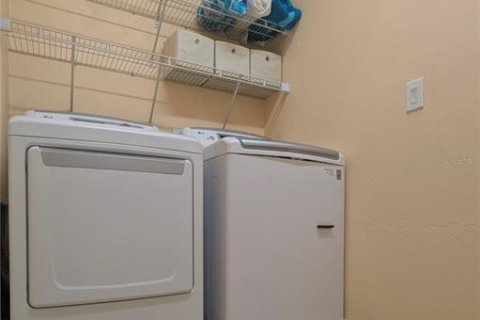Adosado en venta en Clearwater, Florida, 3 dormitorios, 173.26 m2 № 2124290 - foto 11