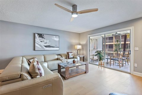 Adosado en venta en Tierra Verde, Florida, 2 dormitorios, 153.29 m2 № 1548879 - foto 9