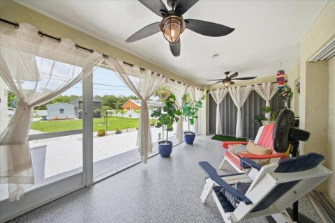 Villa ou maison à vendre à Port Charlotte, Floride: 3 chambres, 157.19 m2 № 2232092 - photo 28
