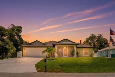 Villa ou maison à vendre à Port Charlotte, Floride: 3 chambres, 157.19 m2 № 2232092 - photo 2