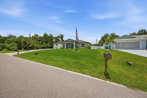 Villa ou maison à vendre à Port Charlotte, Floride: 3 chambres, 157.19 m2 № 2232092 - photo 8