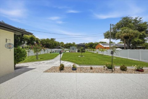 Villa ou maison à vendre à Port Charlotte, Floride: 3 chambres, 157.19 m2 № 2232092 - photo 24