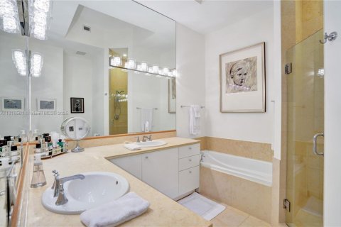 Condo in Aventura, Florida, 2 bedrooms  № 1774187 - photo 6