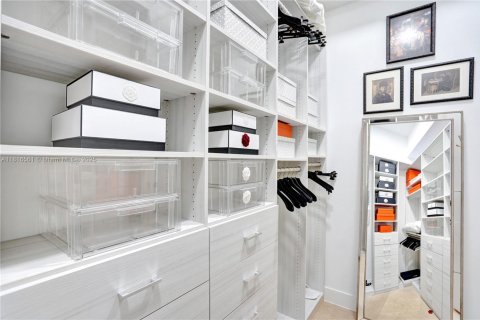 Condo in Aventura, Florida, 2 bedrooms  № 1774187 - photo 11