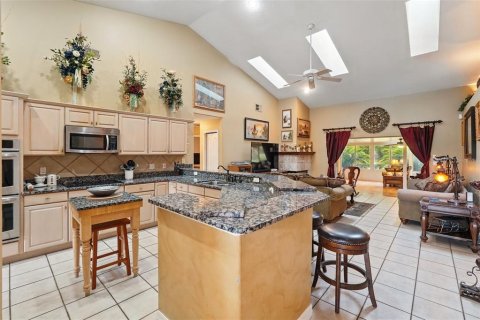 House in Apopka, Florida 4 bedrooms, 228.73 sq.m. № 1649679 - photo 7