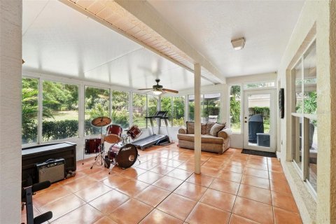 House in Apopka, Florida 4 bedrooms, 228.73 sq.m. № 1649679 - photo 23