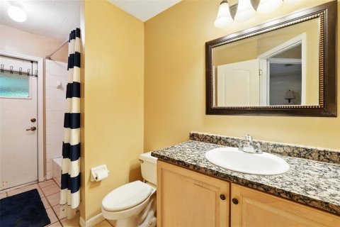 House in Apopka, Florida 4 bedrooms, 228.73 sq.m. № 1649679 - photo 19