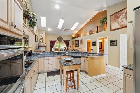 House in Apopka, Florida 4 bedrooms, 228.73 sq.m. № 1649679 - photo 10