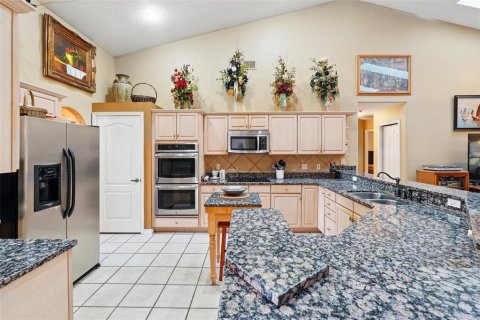 House in Apopka, Florida 4 bedrooms, 228.73 sq.m. № 1649679 - photo 9