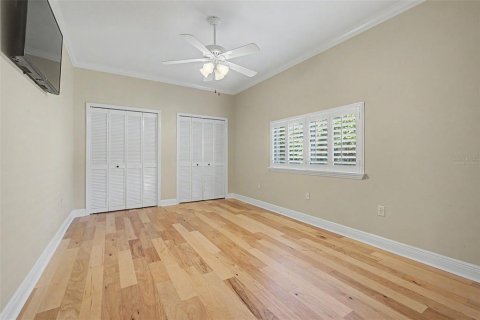 House in Oldsmar, Florida 3 bedrooms, 219.81 sq.m. № 2419653 - photo 8