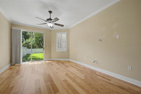 House in Oldsmar, Florida 3 bedrooms, 219.81 sq.m. № 2419653 - photo 2