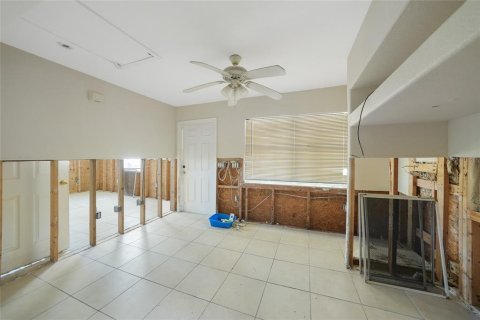 House in Punta Gorda, Florida 2 bedrooms, 65.68 sq.m. № 1847316 - photo 4