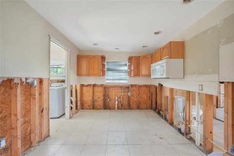 House in Punta Gorda, Florida 2 bedrooms, 65.68 sq.m. № 1847316 - photo 7
